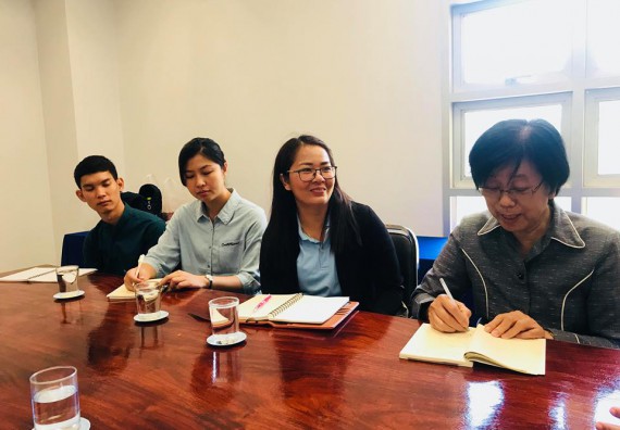 ภาพกิจกรรม ทีมนักวิจัยจากหน่วยวิจัยสิ่งแวดล้อมและสุขภาพ สถาบันวิจัยวิทยาศาสตร์สุขภาพ (RIHES CMU) มหาวิทยาลัยเชียงใหม่ เข้าพบคณะผู้บริหารคณะวิทยาศาสตร์และเทคโนโลยี