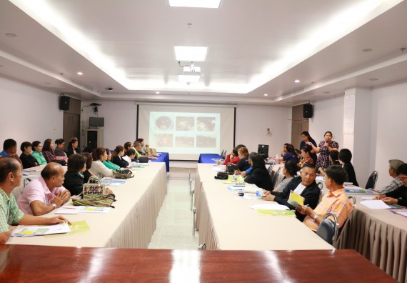 ภาพกิจกรรม โปรแกรมวิชาวิทยาศาสตร์สิ่งแวดล้อม จัดการประชุมโครงการเพิ่มประสิทธิภาพระบบการจัดการขยะมูลฝอยโดยการมีส่วนร่วมของชุมชุนแบบบูรณาการเทศบาลเมืองกำแพงเพชร