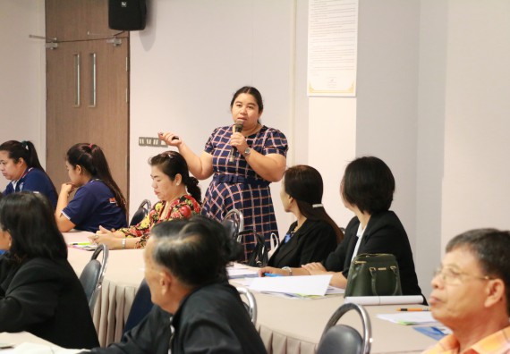 ภาพกิจกรรม โปรแกรมวิชาวิทยาศาสตร์สิ่งแวดล้อม จัดการประชุมโครงการเพิ่มประสิทธิภาพระบบการจัดการขยะมูลฝอยโดยการมีส่วนร่วมของชุมชุนแบบบูรณาการเทศบาลเมืองกำแพงเพชร