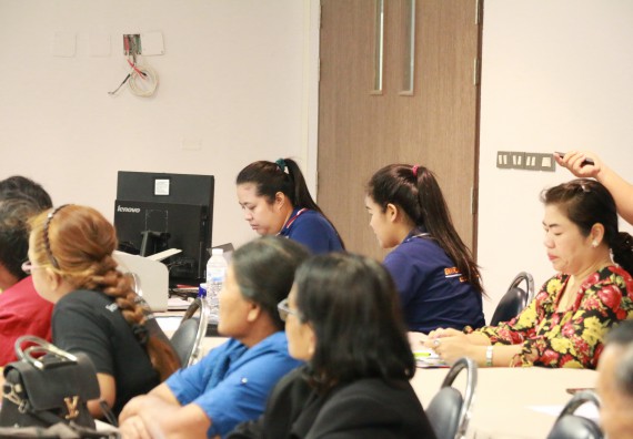 ภาพกิจกรรม โปรแกรมวิชาวิทยาศาสตร์สิ่งแวดล้อม จัดการประชุมโครงการเพิ่มประสิทธิภาพระบบการจัดการขยะมูลฝอยโดยการมีส่วนร่วมของชุมชุนแบบบูรณาการเทศบาลเมืองกำแพงเพชร