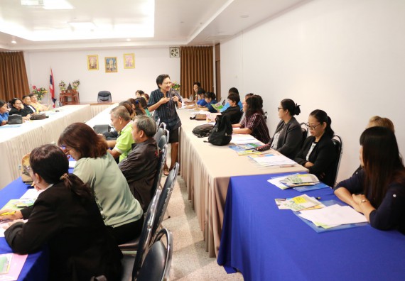 ภาพกิจกรรม โปรแกรมวิชาวิทยาศาสตร์สิ่งแวดล้อม จัดการประชุมโครงการเพิ่มประสิทธิภาพระบบการจัดการขยะมูลฝอยโดยการมีส่วนร่วมของชุมชุนแบบบูรณาการเทศบาลเมืองกำแพงเพชร