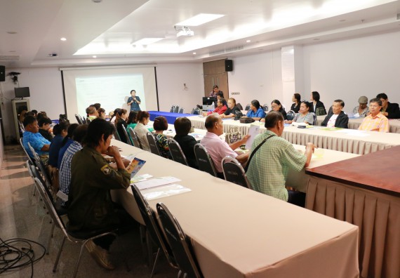 ภาพกิจกรรม โปรแกรมวิชาวิทยาศาสตร์สิ่งแวดล้อม จัดการประชุมโครงการเพิ่มประสิทธิภาพระบบการจัดการขยะมูลฝอยโดยการมีส่วนร่วมของชุมชุนแบบบูรณาการเทศบาลเมืองกำแพงเพชร