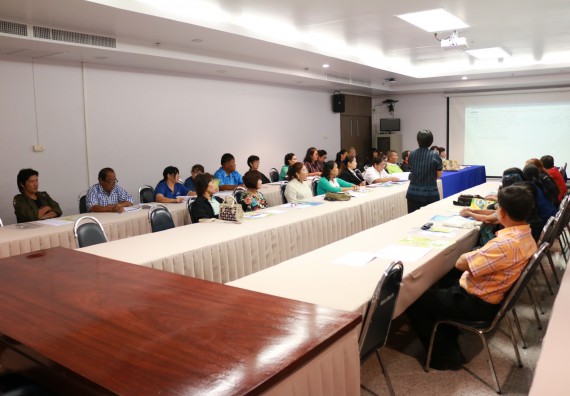 ภาพกิจกรรม โปรแกรมวิชาวิทยาศาสตร์สิ่งแวดล้อม จัดการประชุมโครงการเพิ่มประสิทธิภาพระบบการจัดการขยะมูลฝอยโดยการมีส่วนร่วมของชุมชุนแบบบูรณาการเทศบาลเมืองกำแพงเพชร