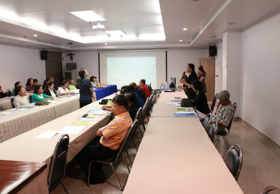 ภาพกิจกรรม โปรแกรมวิชาวิทยาศาสตร์สิ่งแวดล้อม จัดการประชุมโครงการเพิ่มประสิทธิภาพระบบการจัดการขยะมูลฝอยโดยการมีส่วนร่วมของชุมชุนแบบบูรณาการเทศบาลเมืองกำแพงเพชร