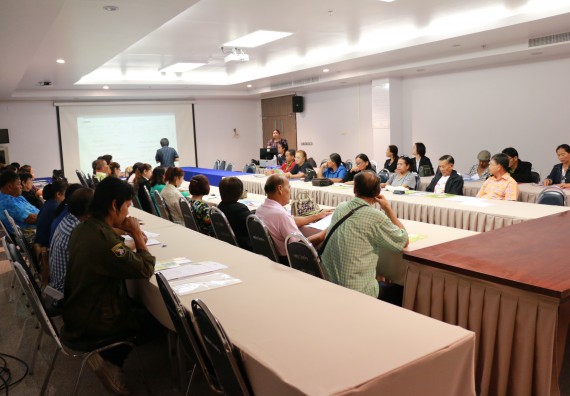 ภาพกิจกรรม โปรแกรมวิชาวิทยาศาสตร์สิ่งแวดล้อม จัดการประชุมโครงการเพิ่มประสิทธิภาพระบบการจัดการขยะมูลฝอยโดยการมีส่วนร่วมของชุมชุนแบบบูรณาการเทศบาลเมืองกำแพงเพชร