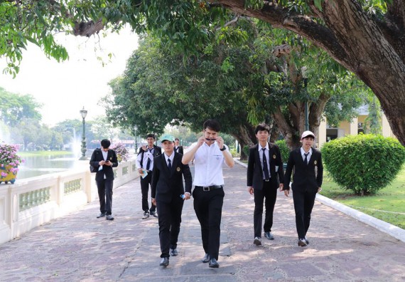 ภาพกิจกรรม โปรแกรมวิชาวิทยาการคอมพิวเตอร์ จัดโครงการศึกษาดูงานสถานประกอบการ ประจำปีงบประมาณ 2561