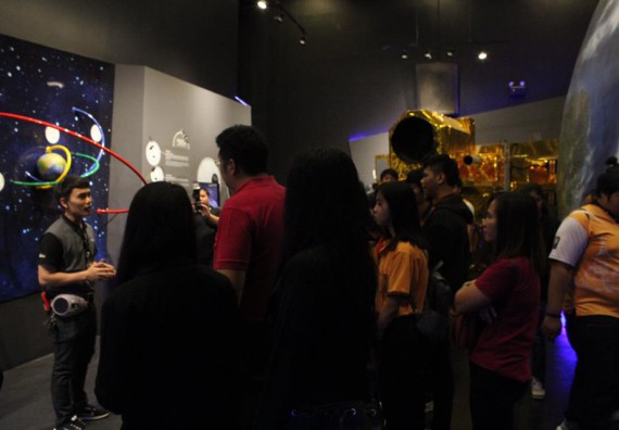 ภาพกิจกรรม โปรแกรมวิชาวิทยาการคอมพิวเตอร์ จัดโครงการศึกษาดูงานสถานประกอบการ ประจำปีงบประมาณ 2561