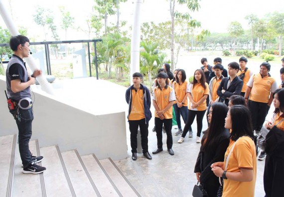 ภาพกิจกรรม โปรแกรมวิชาวิทยาการคอมพิวเตอร์ จัดโครงการศึกษาดูงานสถานประกอบการ ประจำปีงบประมาณ 2561