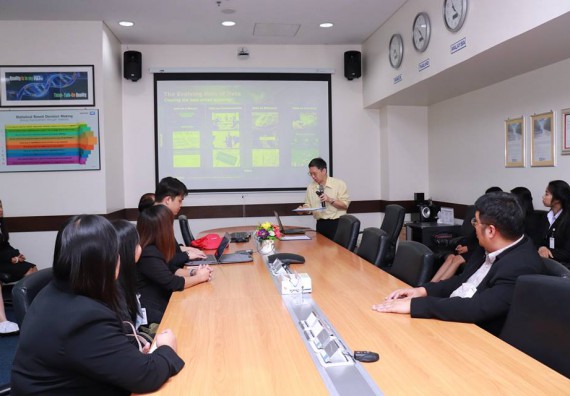 ภาพกิจกรรม โปรแกรมวิชาวิทยาการคอมพิวเตอร์ จัดโครงการศึกษาดูงานสถานประกอบการ ประจำปีงบประมาณ 2561