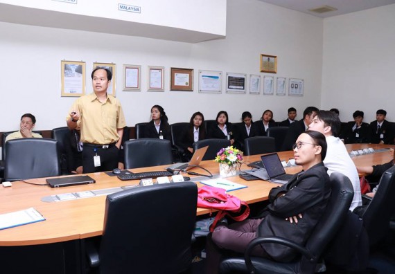 ภาพกิจกรรม โปรแกรมวิชาวิทยาการคอมพิวเตอร์ จัดโครงการศึกษาดูงานสถานประกอบการ ประจำปีงบประมาณ 2561