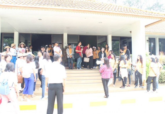 ภาพกิจกรรม โปรแกรมวิชาวิทยาการคอมพิวเตอร์ จัดโครงการศึกษาดูงานสถานประกอบการ ประจำปีงบประมาณ 2561