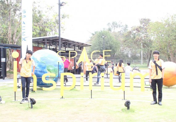 ภาพกิจกรรม โปรแกรมวิชาวิทยาการคอมพิวเตอร์ จัดโครงการศึกษาดูงานสถานประกอบการ ประจำปีงบประมาณ 2561