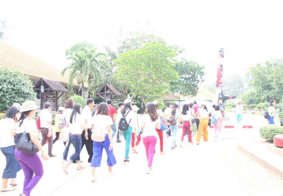 ภาพกิจกรรม โปรแกรมวิชาวิทยาการคอมพิวเตอร์ จัดโครงการศึกษาดูงานสถานประกอบการ ประจำปีงบประมาณ 2561