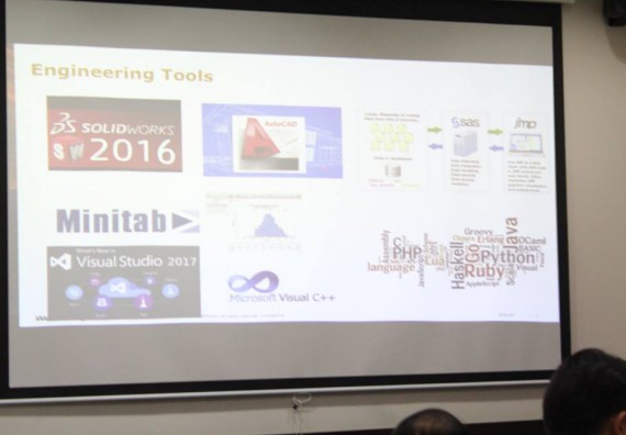 ภาพกิจกรรม โปรแกรมวิชาวิทยาการคอมพิวเตอร์ จัดโครงการศึกษาดูงานสถานประกอบการ ประจำปีงบประมาณ 2561