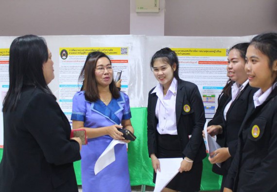 ภาพกิจกรรม โปรแกรมวิชาวิทยาการคอมพิวเตอร์ จัดกิจกรรมนำเสนอผลงานวิจัยนักศึกษาระดับปริญญาตรี