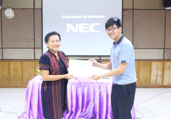 ภาพกิจกรรม โปรแกรมวิชาวิทยาการคอมพิวเตอร์ จัดกิจกรรมนำเสนอผลงานวิจัยนักศึกษาระดับปริญญาตรี