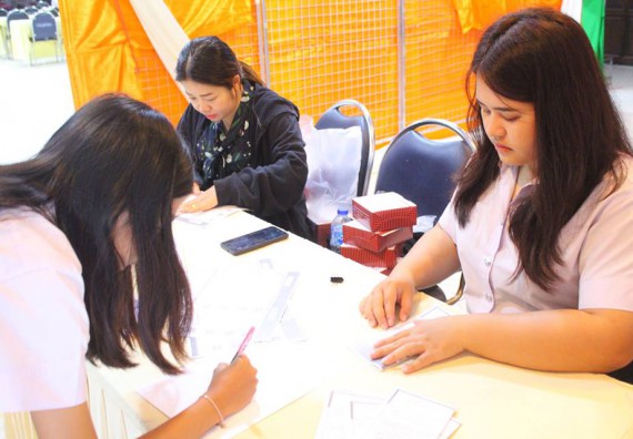 ภาพกิจกรรม โปรแกรมวิชาวิทยาการคอมพิวเตอร์ จัดกิจกรรมนำเสนอผลงานวิจัยนักศึกษาระดับปริญญาตรี