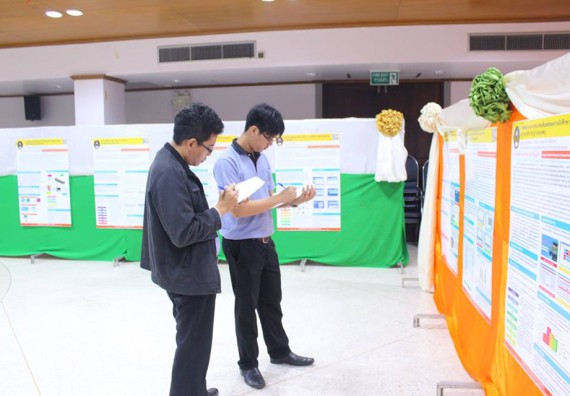 ภาพกิจกรรม โปรแกรมวิชาวิทยาการคอมพิวเตอร์ จัดกิจกรรมนำเสนอผลงานวิจัยนักศึกษาระดับปริญญาตรี