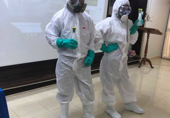 ภาพกิจกรรม โปรแกรมวิชาเคมี จัดการอบรมเชิงปฏิบัติการความปลอดภัยในห้องปฏิบัติการสำหรับครูเคมี