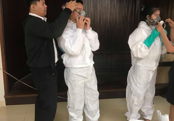 ภาพกิจกรรม โปรแกรมวิชาเคมี จัดการอบรมเชิงปฏิบัติการความปลอดภัยในห้องปฏิบัติการสำหรับครูเคมี