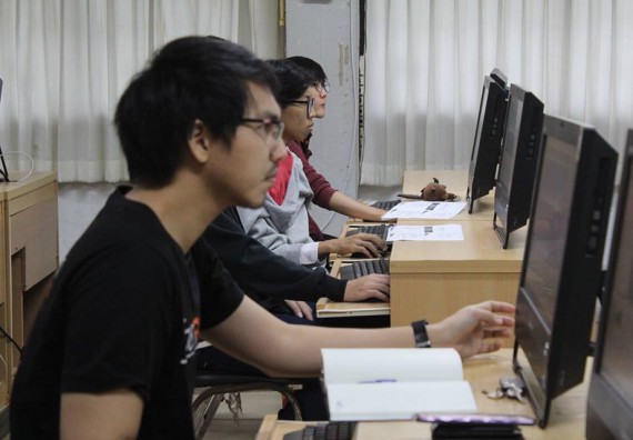 ภาพกิจกรรม โปรแกรมวิชาวิทยาการคอมพิวเตอร์ จัดโครงการเสริมทักษะด้านวิชาการสำหรับนักศึกษาหลักสูตรวิทยาการคอมพิวเตอร์