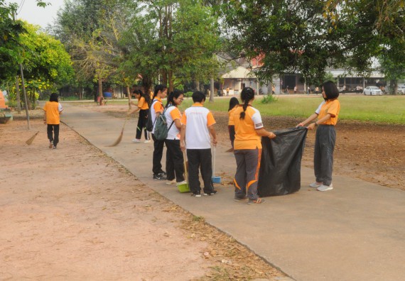 ภาพกิจกรรม โปรแกรมวิชาคณิตศาสตร์ จัดกิจกรรม Math Pi Day 3rd ทำบุญและบำเพ็ญประโยชน์