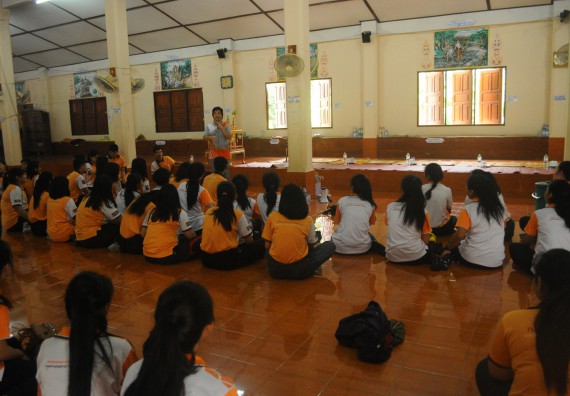 ภาพกิจกรรม โปรแกรมวิชาคณิตศาสตร์ จัดกิจกรรม Math Pi Day 3rd ทำบุญและบำเพ็ญประโยชน์