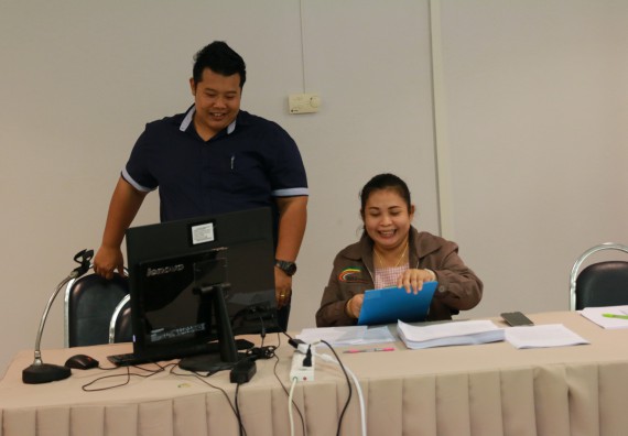 ภาพกิจกรรม คณะวิทยาศาสตร์และเทคโนโลยี จัดการอบรมเชิงปฏิบัติการ เรื่อง การเขียนรายงานการประกันคุณภาพการศึกษาภายใน ระดับคณะ ประจำปีการศึกษา 2560