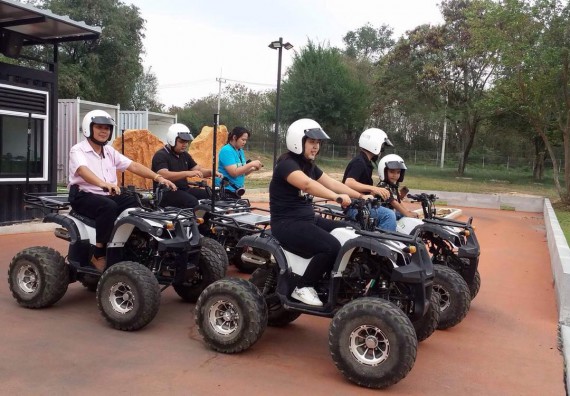 ภาพกิจกรรม ศูนย์วิทยาศาสตร์และวิทยาศาสตร์ประยุกต์ จัดโครงการศึกษาดูงาน