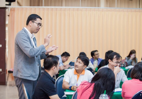 ภาพกิจกรรม ศูนย์วิทยาศาสตร์และวิทยาศาสตร์ประยุกต์ เข้าร่วมโครงการบรรยายพิเศษ เรื่อง การเสริมสร้างวัฒนธรรมคุณธรรมในมหาวิทยาลัยราชภัฏกำแพงเพชร