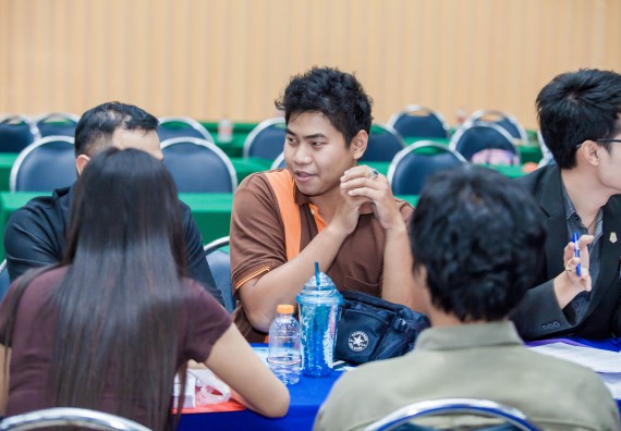 ภาพกิจกรรม ศูนย์วิทยาศาสตร์และวิทยาศาสตร์ประยุกต์ เข้าร่วมโครงการบรรยายพิเศษ เรื่อง การเสริมสร้างวัฒนธรรมคุณธรรมในมหาวิทยาลัยราชภัฏกำแพงเพชร