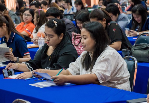 ภาพกิจกรรม ศูนย์วิทยาศาสตร์และวิทยาศาสตร์ประยุกต์ เข้าร่วมโครงการบรรยายพิเศษ เรื่อง การเสริมสร้างวัฒนธรรมคุณธรรมในมหาวิทยาลัยราชภัฏกำแพงเพชร