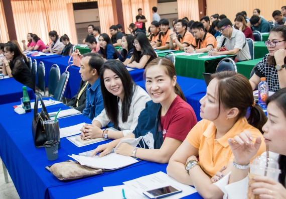 ภาพกิจกรรม ศูนย์วิทยาศาสตร์และวิทยาศาสตร์ประยุกต์ เข้าร่วมโครงการบรรยายพิเศษ เรื่อง การเสริมสร้างวัฒนธรรมคุณธรรมในมหาวิทยาลัยราชภัฏกำแพงเพชร