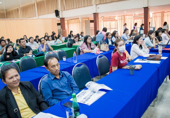 ภาพกิจกรรม ศูนย์วิทยาศาสตร์และวิทยาศาสตร์ประยุกต์ เข้าร่วมโครงการบรรยายพิเศษ เรื่อง การเสริมสร้างวัฒนธรรมคุณธรรมในมหาวิทยาลัยราชภัฏกำแพงเพชร