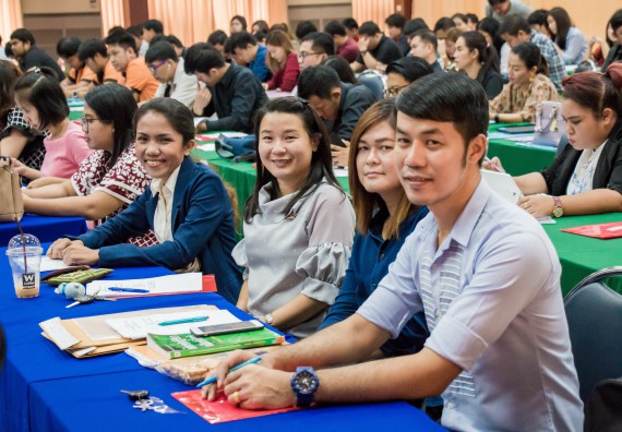 ภาพกิจกรรม ศูนย์วิทยาศาสตร์และวิทยาศาสตร์ประยุกต์ เข้าร่วมโครงการบรรยายพิเศษ เรื่อง การเสริมสร้างวัฒนธรรมคุณธรรมในมหาวิทยาลัยราชภัฏกำแพงเพชร