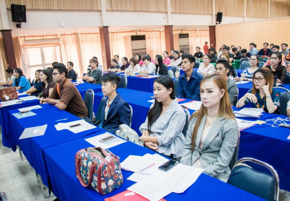 ภาพกิจกรรม ศูนย์วิทยาศาสตร์และวิทยาศาสตร์ประยุกต์ เข้าร่วมโครงการบรรยายพิเศษ เรื่อง การเสริมสร้างวัฒนธรรมคุณธรรมในมหาวิทยาลัยราชภัฏกำแพงเพชร