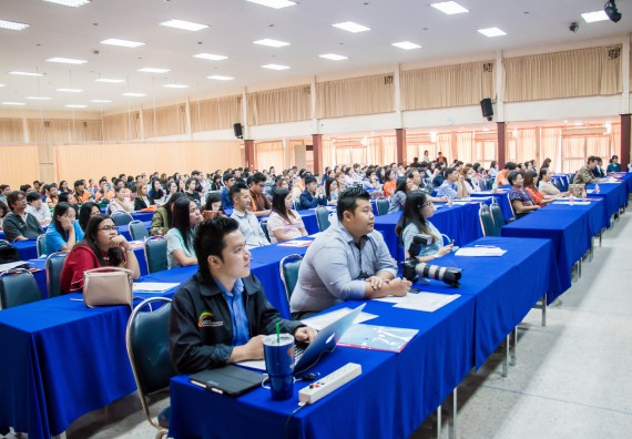 ภาพกิจกรรม ศูนย์วิทยาศาสตร์และวิทยาศาสตร์ประยุกต์ เข้าร่วมโครงการบรรยายพิเศษ เรื่อง การเสริมสร้างวัฒนธรรมคุณธรรมในมหาวิทยาลัยราชภัฏกำแพงเพชร