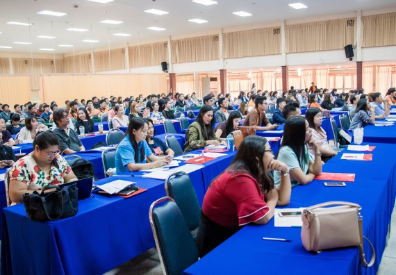 ภาพกิจกรรม ศูนย์วิทยาศาสตร์และวิทยาศาสตร์ประยุกต์ เข้าร่วมโครงการบรรยายพิเศษ เรื่อง การเสริมสร้างวัฒนธรรมคุณธรรมในมหาวิทยาลัยราชภัฏกำแพงเพชร
