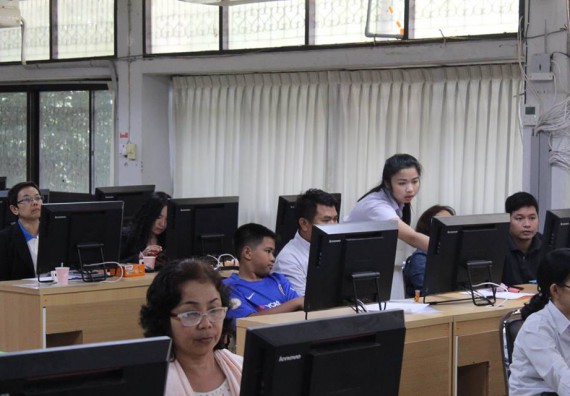 ภาพกิจกรรม โปรแกรมวิชาวิทยาการคอมพิวเตอร์ จัดการอบรมเชิงปฏิบัติการการสร้างเพจบนสื่อสังคมออนไลน์เพื่อประกอบธุรกิจบนเครือข่าย