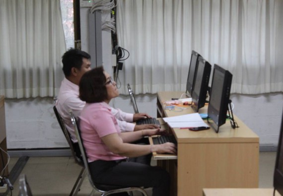 ภาพกิจกรรม โปรแกรมวิชาวิทยาการคอมพิวเตอร์ จัดการอบรมเชิงปฏิบัติการการสร้างเพจบนสื่อสังคมออนไลน์เพื่อประกอบธุรกิจบนเครือข่าย