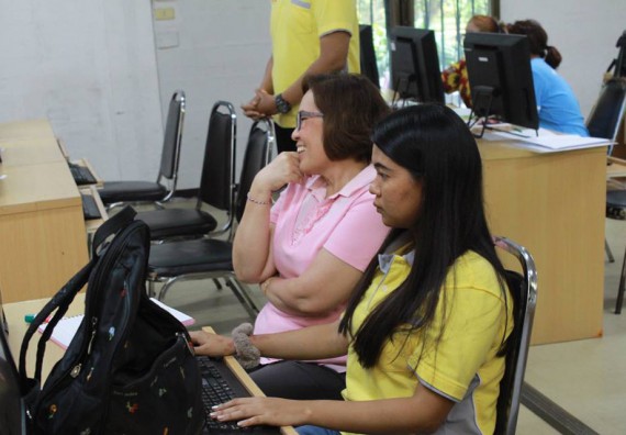 ภาพกิจกรรม โปรแกรมวิชาวิทยาการคอมพิวเตอร์ จัดการอบรมเชิงปฏิบัติการการสร้างเพจบนสื่อสังคมออนไลน์เพื่อประกอบธุรกิจบนเครือข่าย