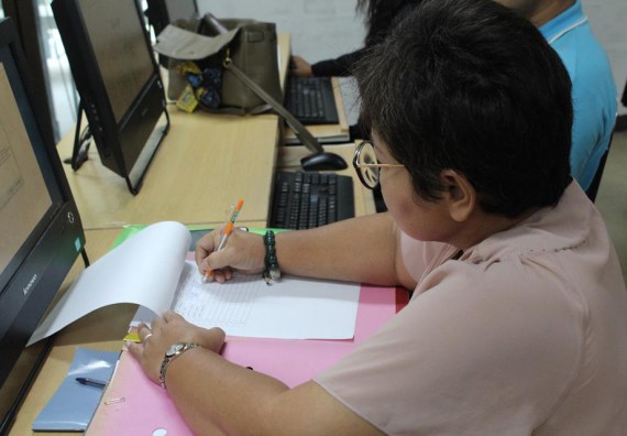 ภาพกิจกรรม โปรแกรมวิชาวิทยาการคอมพิวเตอร์ จัดการอบรมเชิงปฏิบัติการการสร้างเพจบนสื่อสังคมออนไลน์เพื่อประกอบธุรกิจบนเครือข่าย