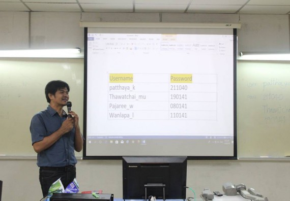 ภาพกิจกรรม โปรแกรมวิชาวิทยาการคอมพิวเตอร์ จัดการอบรมเชิงปฏิบัติการการสร้างเพจบนสื่อสังคมออนไลน์เพื่อประกอบธุรกิจบนเครือข่าย