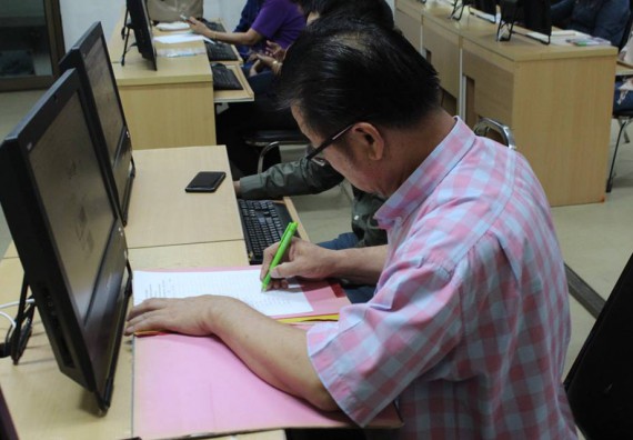 ภาพกิจกรรม โปรแกรมวิชาวิทยาการคอมพิวเตอร์ จัดการอบรมเชิงปฏิบัติการการสร้างเพจบนสื่อสังคมออนไลน์เพื่อประกอบธุรกิจบนเครือข่าย