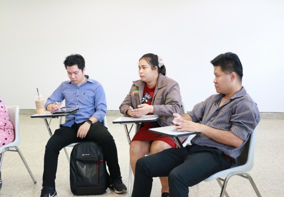 ภาพกิจกรรม คณะวิทยาศาสตร์และเทคโนโลยี จัดการประชุม เรื่อง การจัดอบรมโครงงานวิทยาศาสตร์และการใช้ทรัพยากรท้องถิ่น