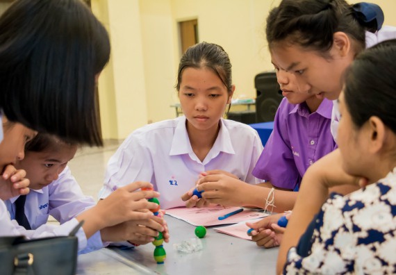 ภาพกิจกรรม คณะวิทยาศาสตร์และเทคโนโลยี จัดอบรมโครงงานวิทยาศาสตร์