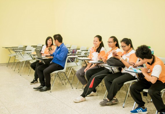 ภาพกิจกรรม คณะวิทยาศาสตร์และเทคโนโลยี จัดอบรมโครงงานวิทยาศาสตร์