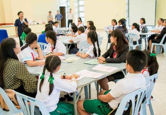 ภาพกิจกรรม คณะวิทยาศาสตร์และเทคโนโลยี จัดอบรมโครงงานวิทยาศาสตร์