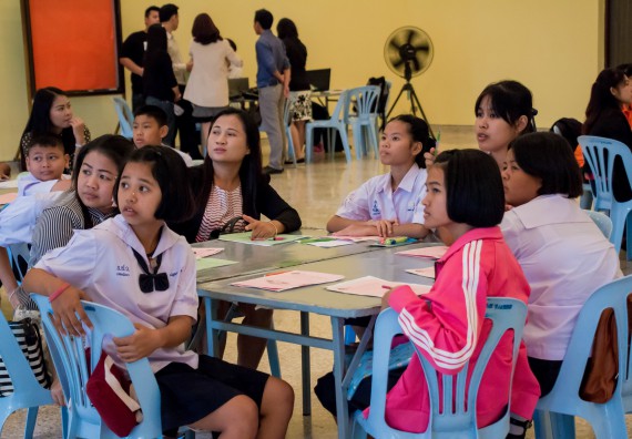 ภาพกิจกรรม คณะวิทยาศาสตร์และเทคโนโลยี จัดอบรมโครงงานวิทยาศาสตร์
