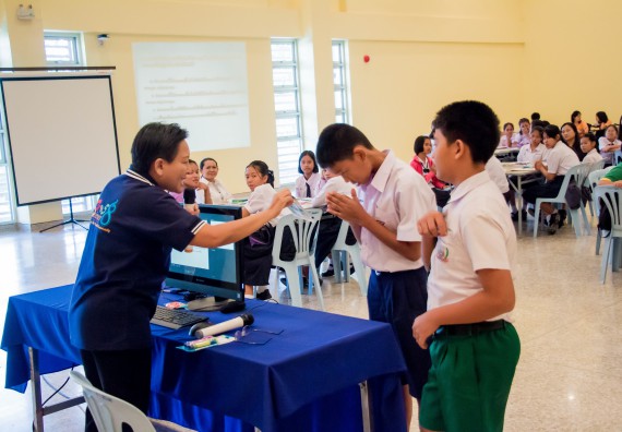 ภาพกิจกรรม คณะวิทยาศาสตร์และเทคโนโลยี จัดอบรมโครงงานวิทยาศาสตร์